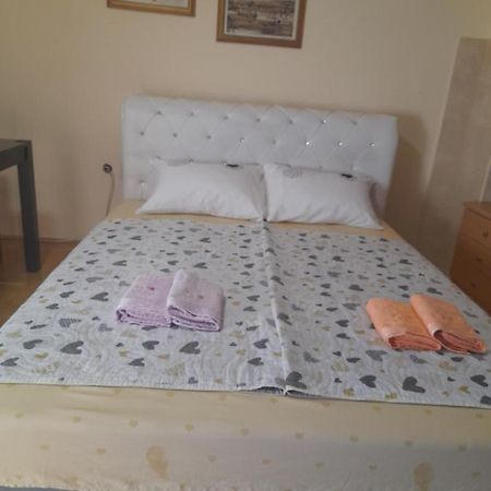 For You Apartman Ni Exterior foto